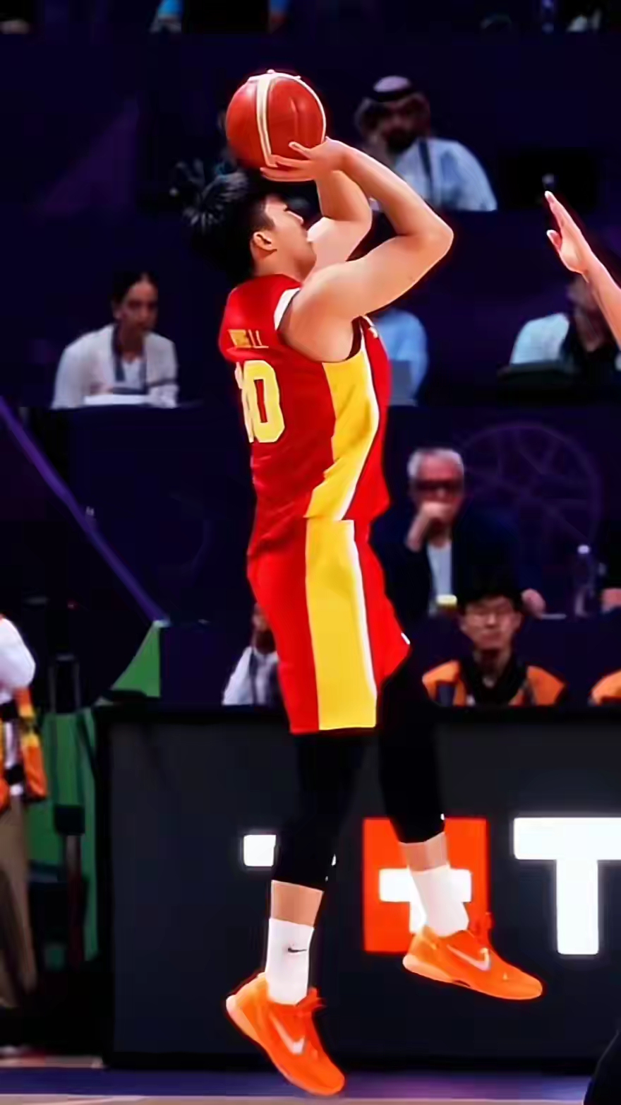 CBA季后赛倒计时，武汉三镇转会期队长鼓劲，细节引发关注，话题不断，纪律约束更严格(武汉三镇vs回放)-LOL官网投注