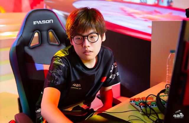 广州队迎德国杯关键赛，国际比赛日门线救险，震撼外界，轮换策略成焦点 -lol官方网站